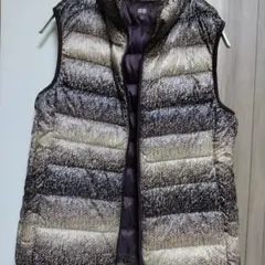 ユニクロ　ウルトラライトダウンベスト　Ｌサイズ