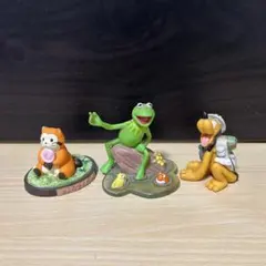 カラフルアニメキャラクター フィギュア