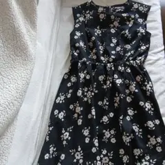 Honeys　COLZA 花柄 ノースリーブワンピース M