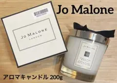 Jo MALONE ENGLISH PEAR & FREESIA CANDLE