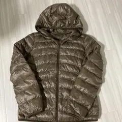 ユニクロウルトラライトダウンジャケット　レディース　薄手　フード付　カーキ　L