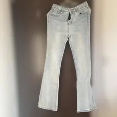 ライトブルーデニムフレアパンツ