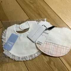 ⭐︎BURBERRY ・フーセンウサギ⭐︎スタイ 2点セット⭐︎