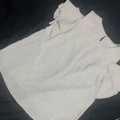 Discoat 肩あき フリルスリーブ ブラウス オフホワイト M きれいめ