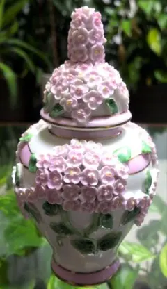 陶器製 蓋付き花瓶 - メルカリ