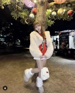 ハローキティ ファー チェーンショルダーバッグ