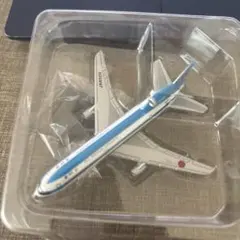 Bombardier CSeries CS100 模型 - メルカリ