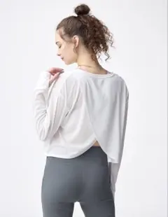 【最終価格】✨GU ドライシアーT(長袖)GA+E オフホワイト Mサイズ