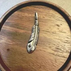 SAAD サード フェザーペンダント シルバー ネックレストップ