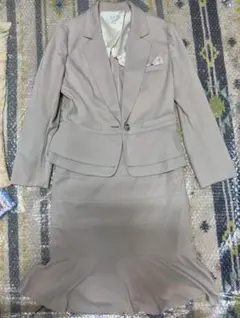 PSFA ベージュ スーツ フレアスカート 9号