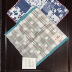 新品　アフタヌーンティー　ベージュドット　紺チェック花柄　タオルハンカチセット