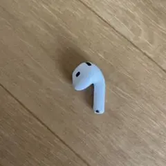 AirPods 4 右耳