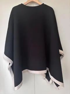 【まーちゃん様専用】BonjourSaganライトダンボール配色ポンチョ