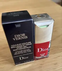 ディオール　ヴェルニ999 ネイル　赤レッド