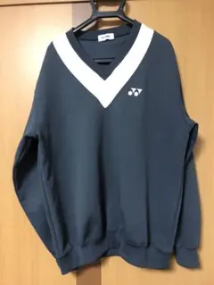 YONEX ダークグレー Vネックトレーナー　Ｌ