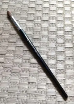 MoreCouture スカルプチュアブラシパーフェクトスマイルライン - メルカリ