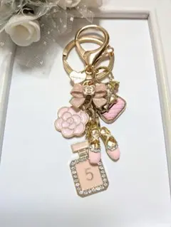 Item thumbnail for item f2cfc3e3-7fb4-4ca0-bb03-5064cf60576c