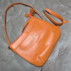 キタムラ　オレンジ ショルダーバッグ 取り外し可能ストラップ