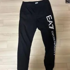 EA7 Emporio Armani ブラックジョガーパンツ