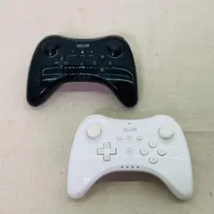 WiiU PROコントローラー／ホワイト／ブラック／2個セット　P30
