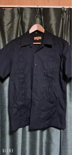 キューバシャツ