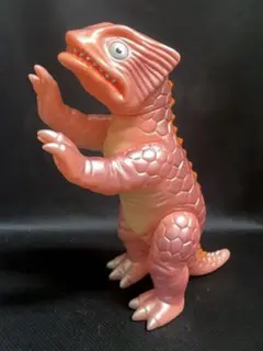 マグマ「妖星ゴラス」登場怪獣（M1号）ソフビフィギュア - メルカリ