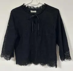 earth music ＆ ecology 黒いレースフリンジトップス 7分袖