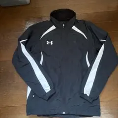 アンダーアーマー　ジャンパ
