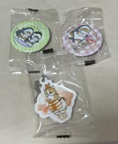 くら寿司 モフサンドの缶バッジとチャームセット