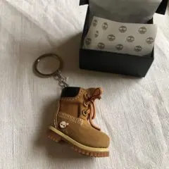 Item thumbnail for item 6a27a1a9-9fd2-4027-81d1-d6dd851a40fa