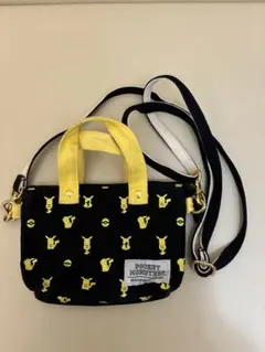 ポケモン　ピカチュウ　スマホショルダー　スマホポーチ　ポシェット