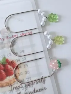 Item thumbnail for item 2bdaa187-3d3b-41ff-8bc5-4a892fab84bd