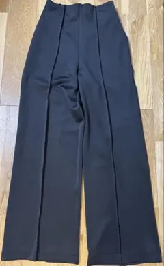 【美品】me. パンツ darts slacks pants ストレートパンツ