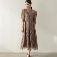 LEJA スパンコール刺繍レースプチハイネックフリルロングドレス