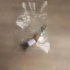 ハローキティあしながめじるしアクセサリー　日焼けキティ