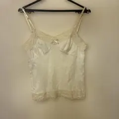 アイボリー レース付きキャミソール