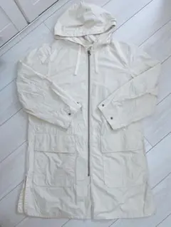 アイボリー ナイロン フード付きロングジャケット　UNIQLO U ユニクロユー