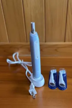 【美品・純正ブラシ2本付】Oral-B iO 電動歯ブラシ 充電器付 すぐ使える