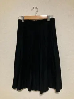 【美品】テチチ ウール混 プリーツスカート Mサイズ ブラック 裏地ありのサムネイル