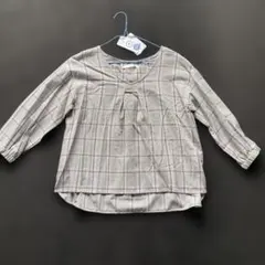 新品ビッキーVICKY チェック柄 Vネック長袖シャツのサムネイル
