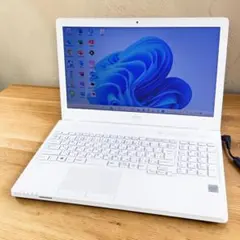 高速SSDで快適！ 最新Win11 富士通ノートパソコン PC DVD カメラ付のサムネイル