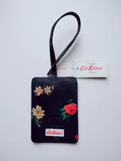 【新品未使用】キャスキッドソン 定期入れ 花柄 パスケース