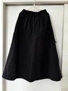 ブラックフレアロングスカート