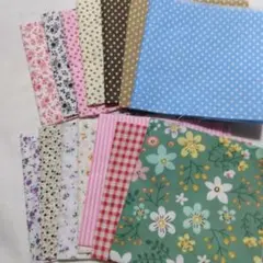 綿プリント　小さなカットクロス１４枚