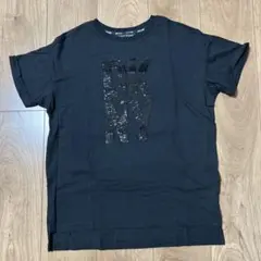 DKNY 黒 スパンコールロゴ Tシャツ