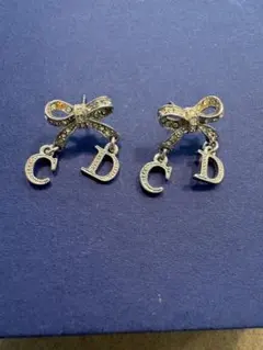 2026年最新】dior ピアス キャッチの人気アイテム - メルカリ