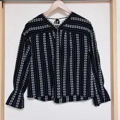 KBF 刺繍　100％綿　コットン　エスニック　長袖　ブラウス　トップス　シャツのサムネイル