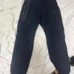 NIKEテックフリースズボンのサムネイル