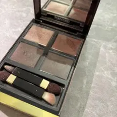 TOM FORD アイシャドウ　アイカラー クォード 03A
