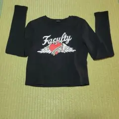 SUREVE ブラック クロップドTシャツ